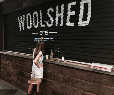 Donny's Bar, Manly NSW - Woolshed.
Weathered face Sleepers